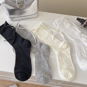 Calze bianche di cotone con fiocchi in quattro colori per l'estate stile mesh