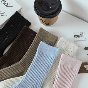 Chaussettes japonaises en coton moucheté coloré pour femmes en six couleurs variées
