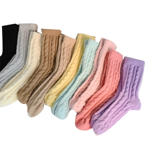 Winter warm velvet crew socks in 10 Morandi colors with soft cable knit texture