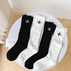 Slouch Socks Cotton Blend Calf High Tube With Flower Embroidery Japanese Academy Style JK Fashion For Women