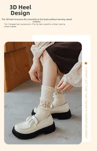 Détails de chaussettes en coton brodées de fleurs avec une structure de talon en Y 3D