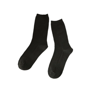 Classic black ribbed crew socks for women made of premium cotton for daily sports wear