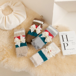 Jambières d'hiver en velours de vison avec rayures et jolis petits nœuds en satin doux