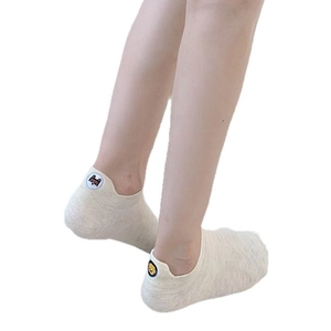 Breathable low cut socks for women with cute bear and duck 3D embroidery detail