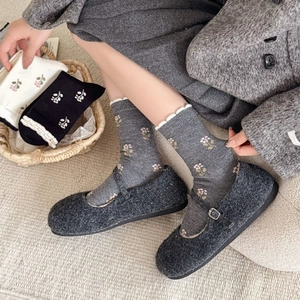 Women Crew Socks Acrylic Knit Floral Embroidery Wave Edge Sweet Korean Style Warm Mid Calf Socks For Autumn Winter