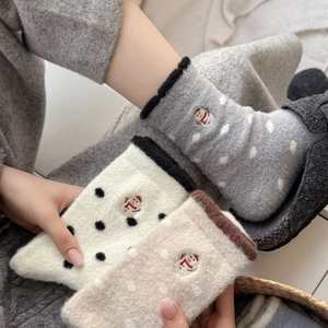 Chaussettes d'hiver épaisses avec broderie de bonhomme de neige et motifs à pois en tons neutres