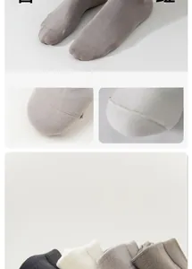 Detail of seamless toe construction and ribbed texture on men cotton crew socks