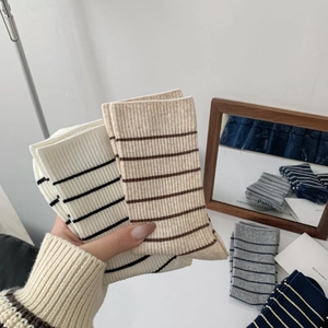 Chaussettes Mi-hautes Rayées Femme Coton Peigné Respirant Rétro Tricot Côtelé Couleurs Contrastées Style Collège