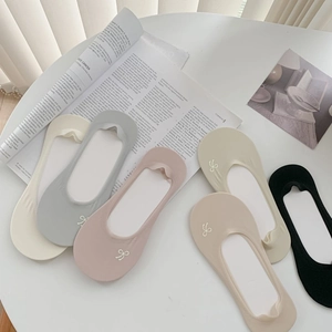 Breathable low cut invisible socks with elegant bow embroidery in five assorted colors