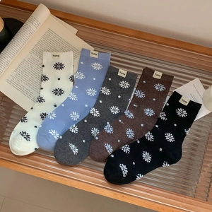 Set di cinque paia di calze in cotone con motivi jacquard a fiocco di neve in 5 colori