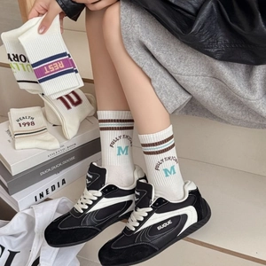 Women Mid-Calf Crew Socks Combed Cotton Retro American College Sport Casual Letter Number Embroidery Contrast Stripes
