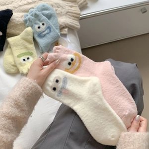 Women Coral Fleece Mid-Calf Socks Thickened Warm Winter House Socks Japanese Style Cute Cartoon Facial Expression Plush
