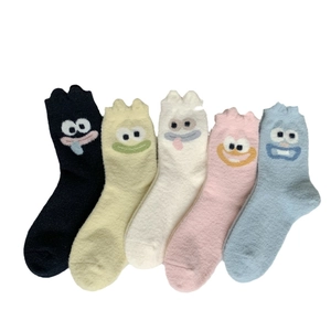 Five pairs of cute cartoon thick camel wool socks in assorted pastel colors for winter
