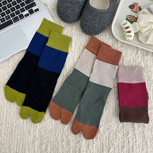 Japanese style color-block split-toe socks in various knit cotton patchwork designs
