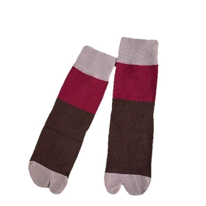 Japanese style three-color patchwork tabi socks with ribbed cotton and split-toe design