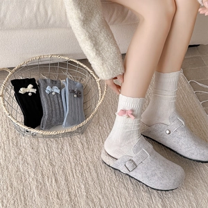 Detailed knit wool socks with sweet bow and pearl accents in multiple colors