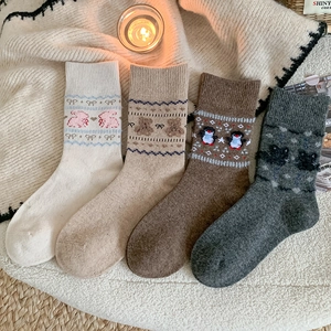 Mid Calf Socks Thick Warm Thermal Knit Cartoon Animal Jacquard Sweet Style Women Autumn Winter