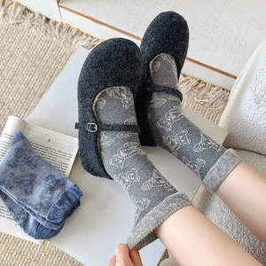 Retro wool knit socks with embossed bear pattern, cozy thick thermal mid-calf crew socks