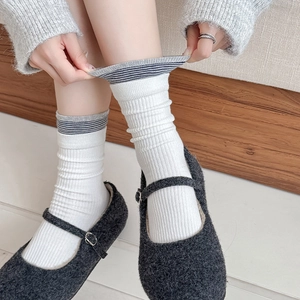 Japanese style white ribbed crew socks with grey stripes and elastic cuff detail