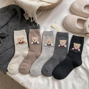 Women Mid-Calf Slouch Socks Polyester Cute Cartoon Teddy Bear Jacquard Pattern Warm Japanese Style Casual Winter Socks