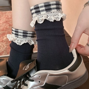 Chaussettes mi-mollet bleu marine style japonais avec dentelle à carreaux gris