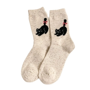 Chaussettes en laine blanc cassé avec broderie chat et nœud rose 3D décoratif