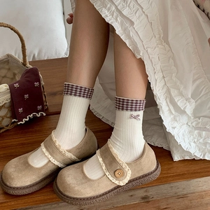 Chaussettes mi-mollet à fleurs rétro avec nœud mignon et Mary Janes en dentelle