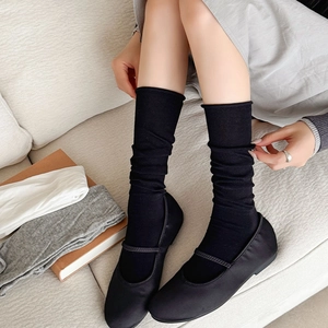 Japanese style solid color ballet split toe calf socks with Mary Jane flat shoes