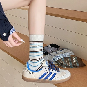 Chaussettes rayées en cachemire de style japonais avec étiquette en divers coloris