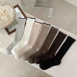 Chaussettes Plissées Femmes Coton Tricot Côtes Bord Volanté Couleur Unie Style Coréen Doux Mode Mi-Chaussettes