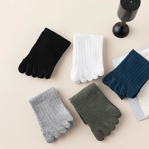 Detailed view of five-toe ribbed cotton socks in black, grey, white and navy colors