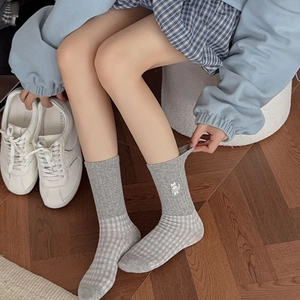 Vintage checkered mid-calf socks with cat embroidery in grey and white cotton