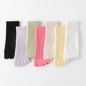 Women Five Finger Toe Socks Cotton Breathable Sweat Absorbent Mid Calf Ribbed Solid Color Simple Japanese Style