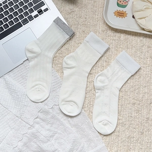 Lot de 3 paires de chaussettes en coton blanc avec motifs pois et petits cœurs