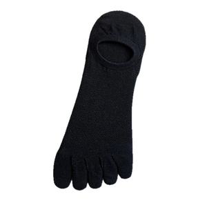 Men's plus size low cut five-toe invisible socks with breathable mesh in solid black