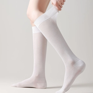 Japanische weiße Socken für Damen atmungsaktive kniehohe Strümpfe im Slouch-Stil