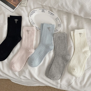 Women Mid Calf Socks Cotton Cable Knit Sweet Style With Metal Bow Pendant Breathable Elastic Soft Daily Wear