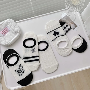 Chaussettes Invisibles Femmes Mesh Respirant Silicone Antidérapant Broderie Cœur Nœud Style Coréen Doux Chaussettes Bateau