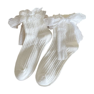 Chaussettes Lolita blanches à dentelle avec grands nœuds et motif tricoté côtelé