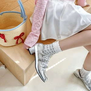 Silver metallic Mary Jane shoes for girls with triple buckle straps and round toe