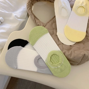 Calze invisibili dai toni pastello con silicone antiscivolo in set di vari colori