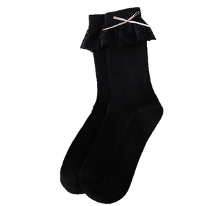Chaussettes noires style Lolita avec volants en dentelle et nœuds en ruban de soie rose
