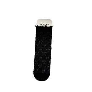 Calze nere stile giapponese con bordo a volant e motivi a fiocco traforati eleganti