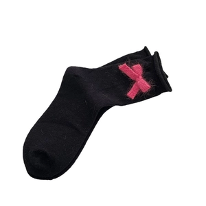 Japanese style black cotton crew socks with sweet pink knitted bow decoration for women