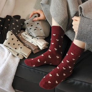 Women wool mid-calf socks with heart pattern in red and grey for autumn and winter