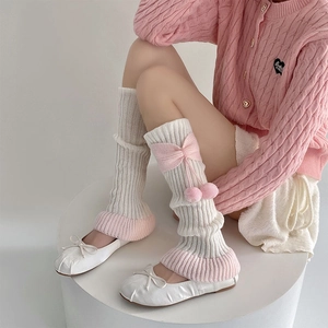 Jambières Lolita rose et blanc avec nœuds doux et pompons pour l'automne et l'hiver