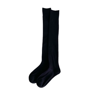 Chaussettes hautes noires en tricot pour femmes avec texture thermique épaisse