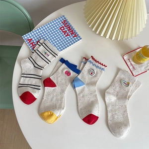 Women Crew Socks Cotton Blend Confetti Yarn Cartoon Embroidery Ruffled Edges Cute Japanese Style Casual Striped Hosiery