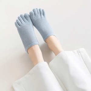 Light blue mesh five-finger socks for women with low-cut breathable design for summer