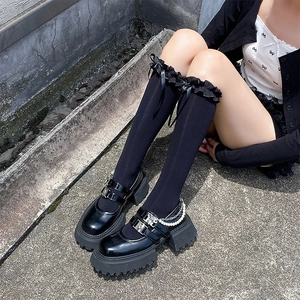 Chaussures compensées Mary Jane noires de style japonais avec chaussettes montantes à nœud